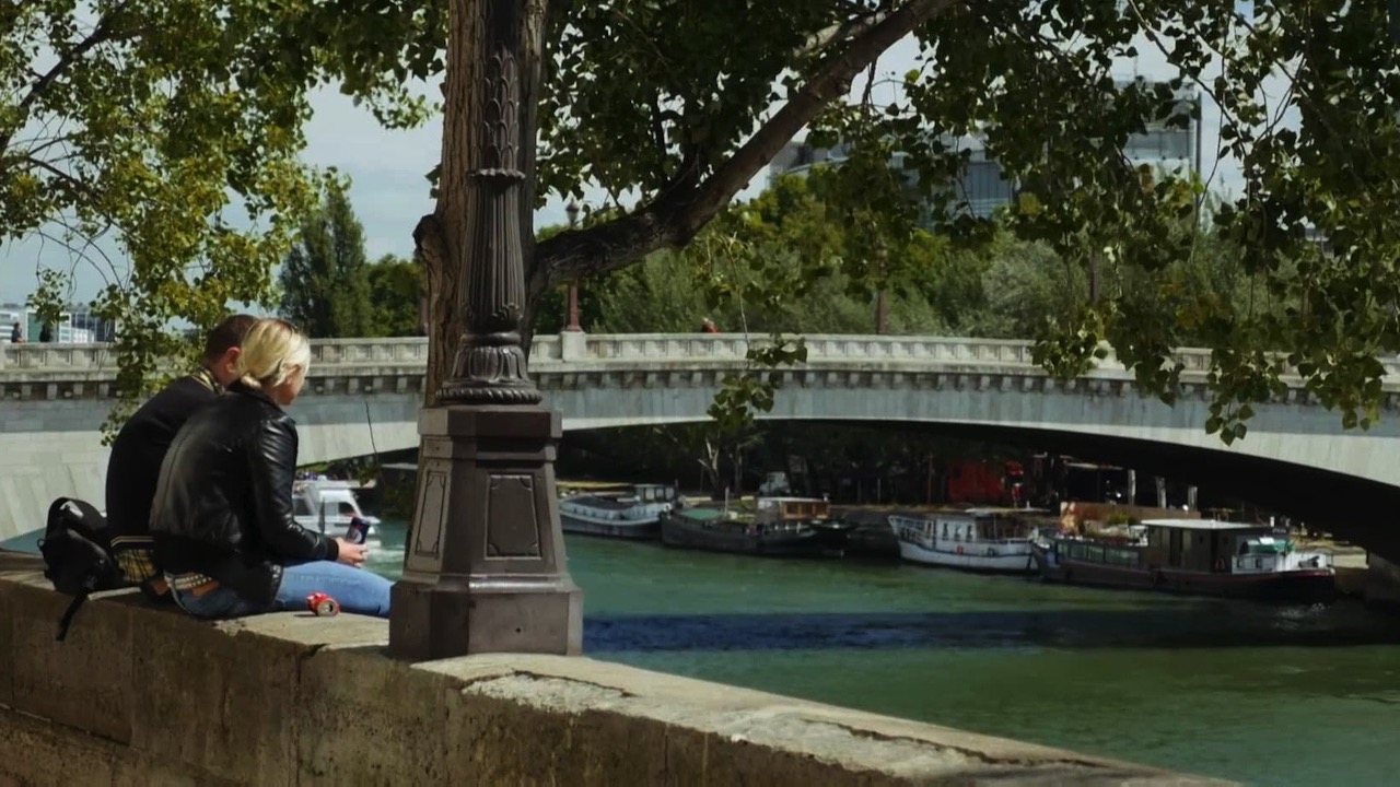 Love &agrave; Paris